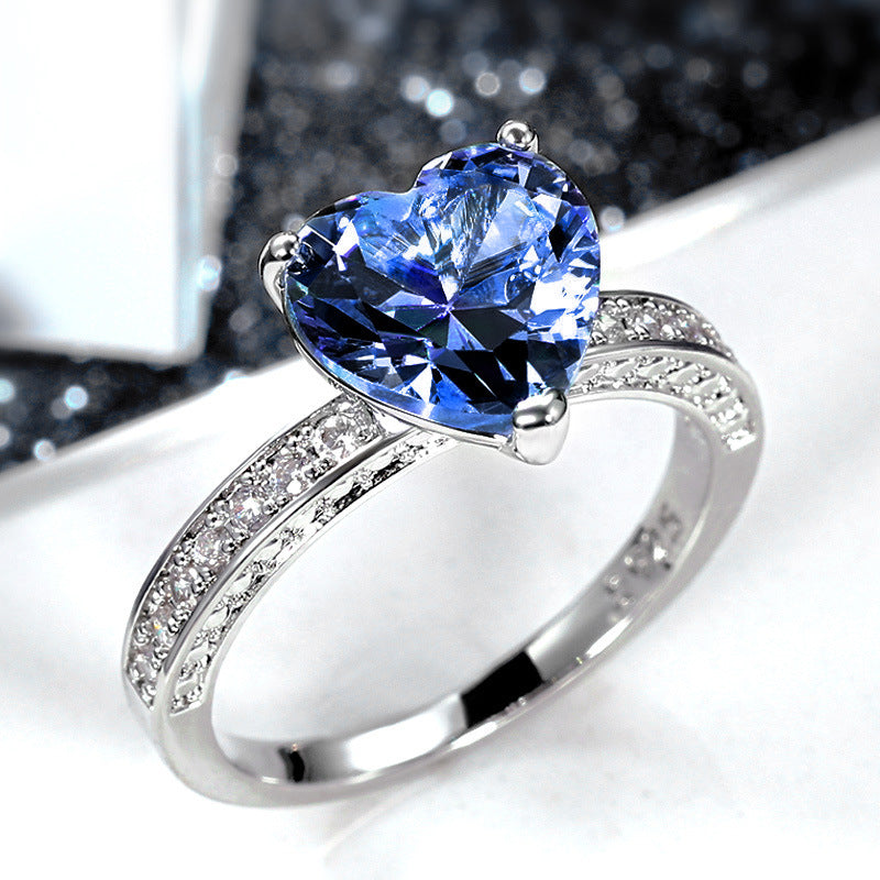 Inlaid AAA Heart-shaped Zircon Ring