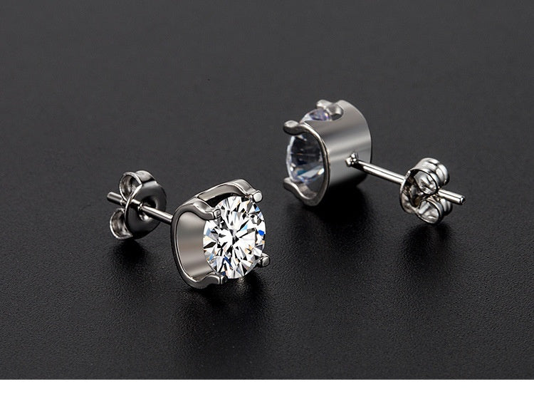 New Sterling Silver Needle Moissanite Cow Head Ear Studs