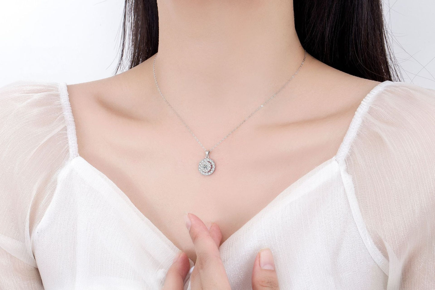 Sterling Silver Rotating Necklace Simple Graceful Affordable Luxury Sense Niche Original Design Clavicle Chain