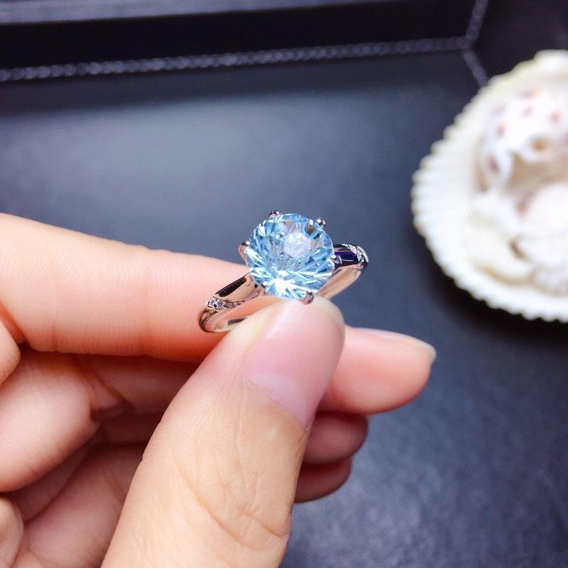 Natural Fireworks Cutter Sky Blue Topaz Ring