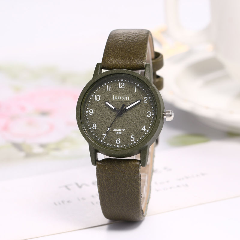 Casual fashion men and women couple quartz watches