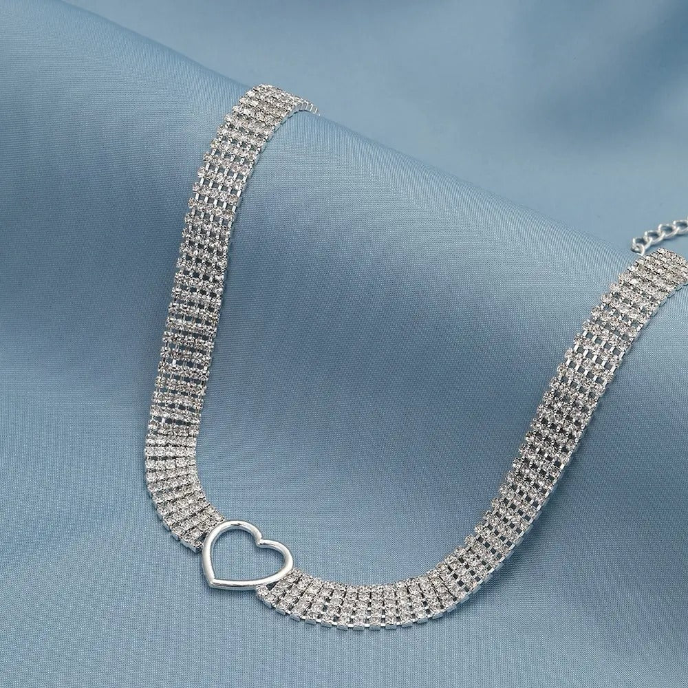 Women's Fashion Simple Rhinestone Heart-shaped Necklace