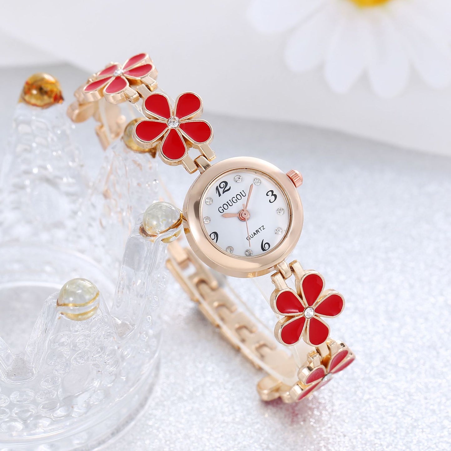 Ladies Petal Patterned Quartz Watch Bracelet Set