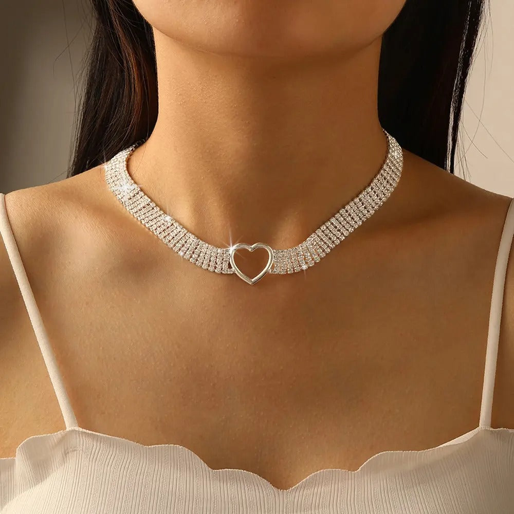 Women's Fashion Simple Rhinestone Heart-shaped Necklace